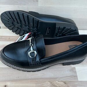 Dolce vita Women's Black Loafers Sz 10